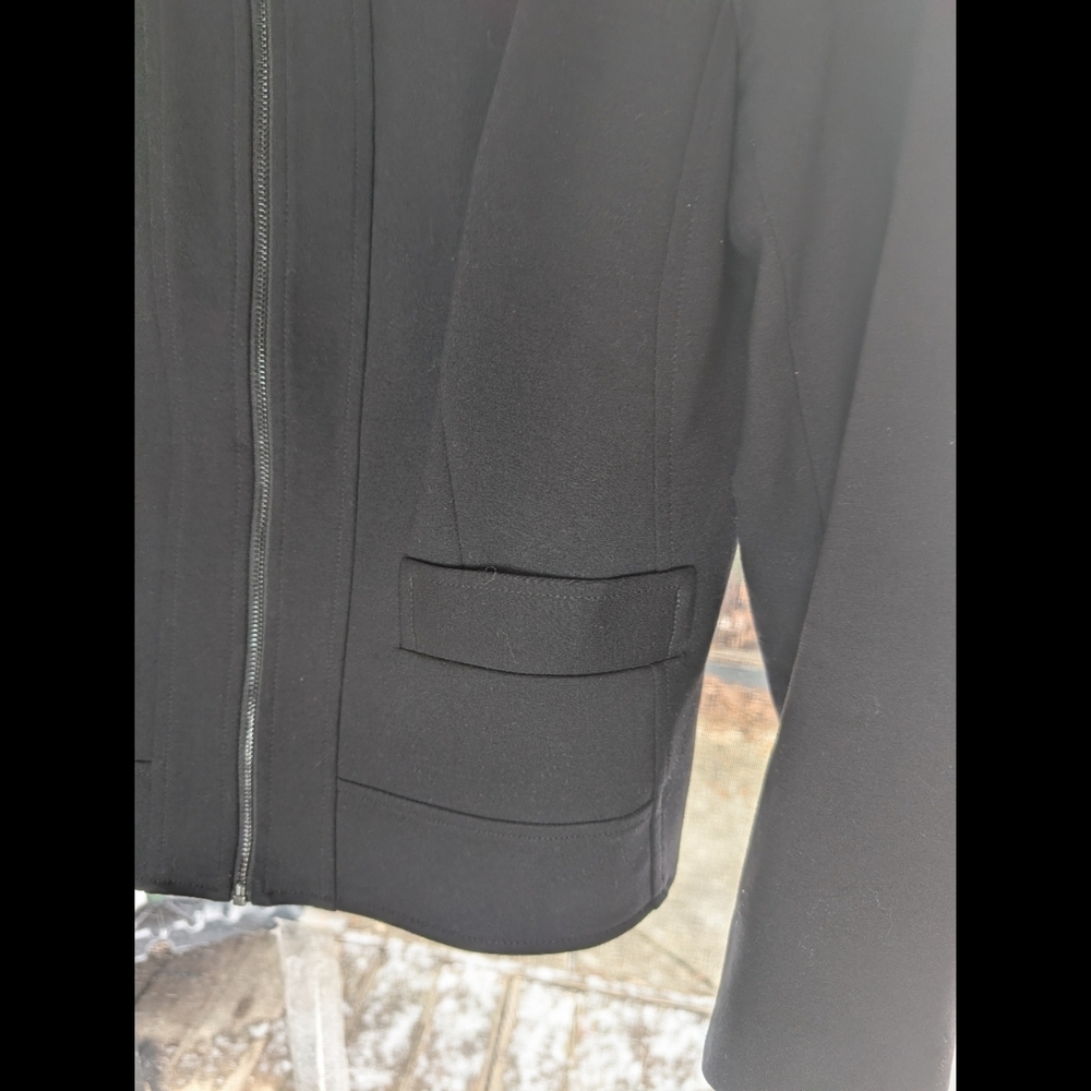 Vince Camuto Women's Black Zip Blazer With No Collar - Picture 7 of 10